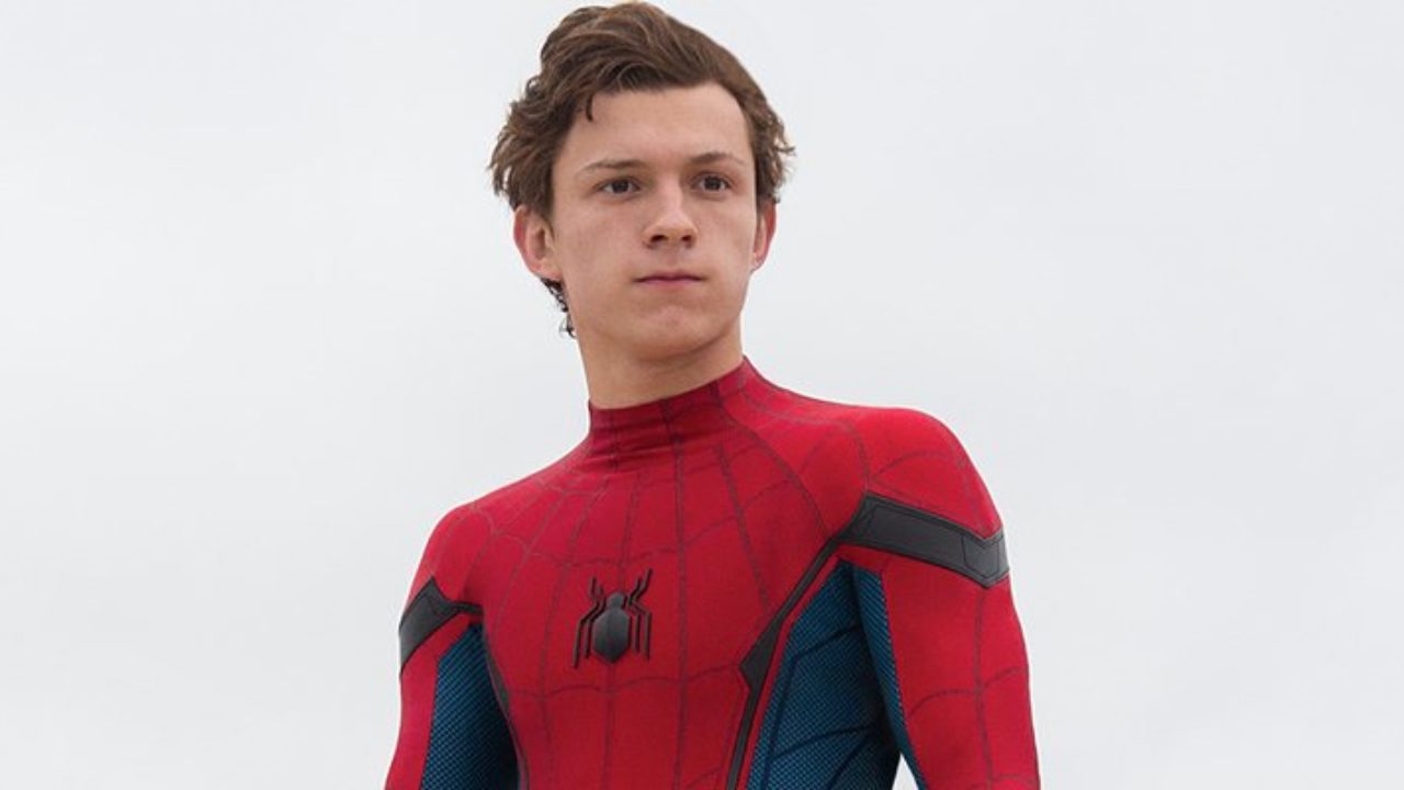 Tom Holland muestra 